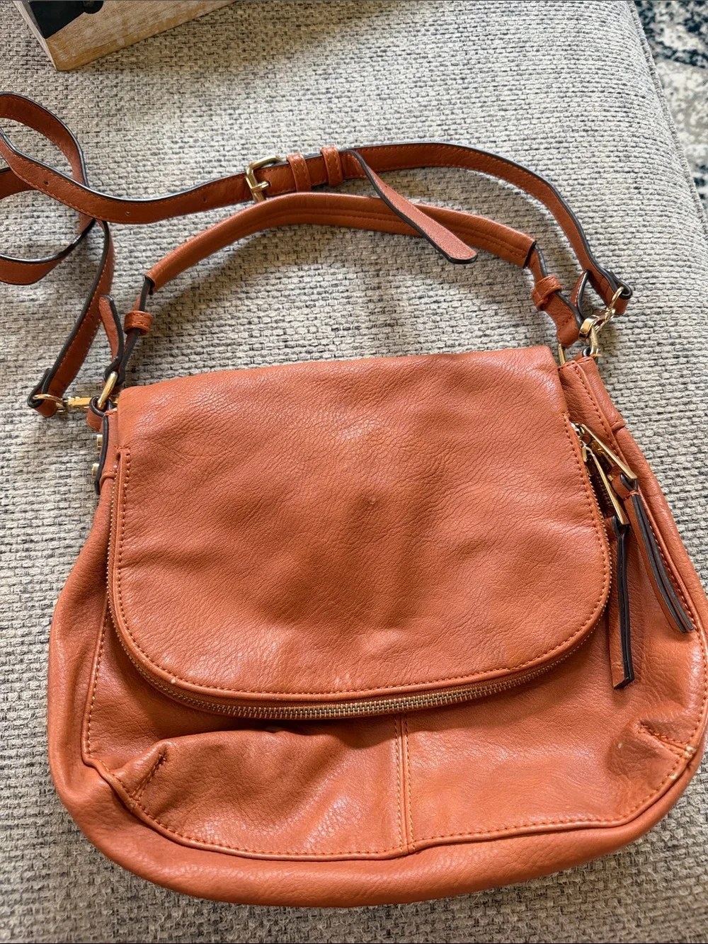 Moda Luxe Pebbled Leather Crossbody in Rust (15)